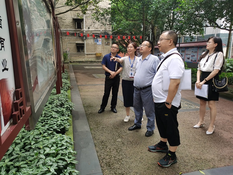 泸县建校创建民族团结进步示范学校接受检查