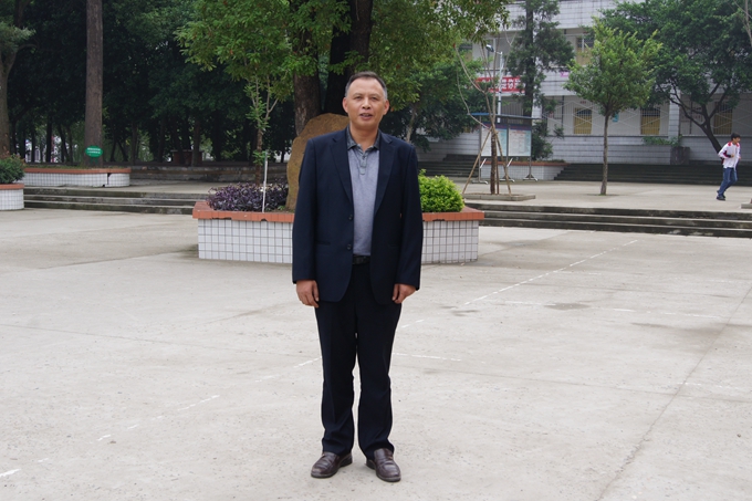 德育教研组教师唐明个人简介