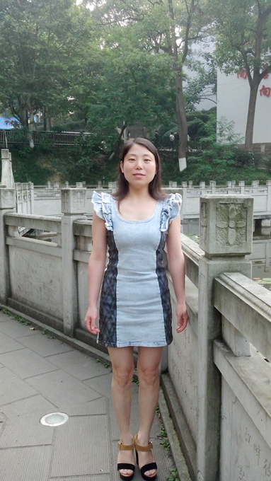 英语教研组教师黄莉珍个人简介