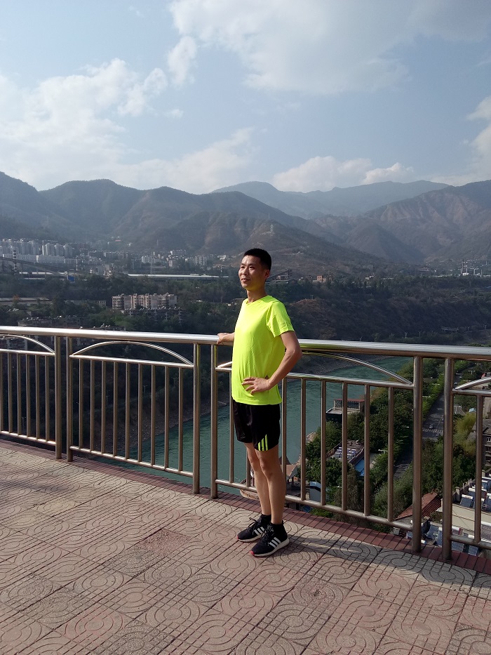 计算机应用教研组教师薛小荣个人简介